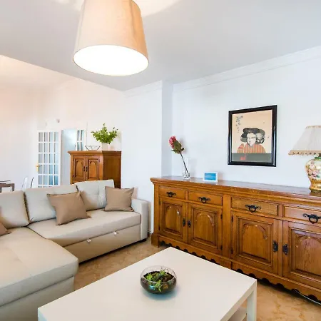Rentandhomes Boliches Penthouse