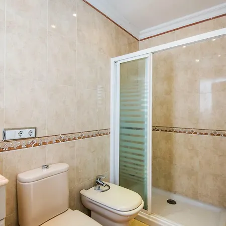 Rentandhomes Boliches Penthouse Apartment Fuengirola